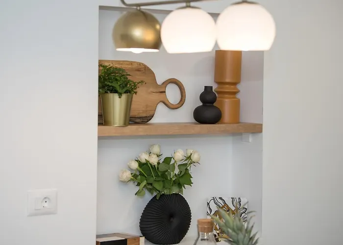 Appartamento Bianco, Near Beach, Free Parking, Wi-fi *